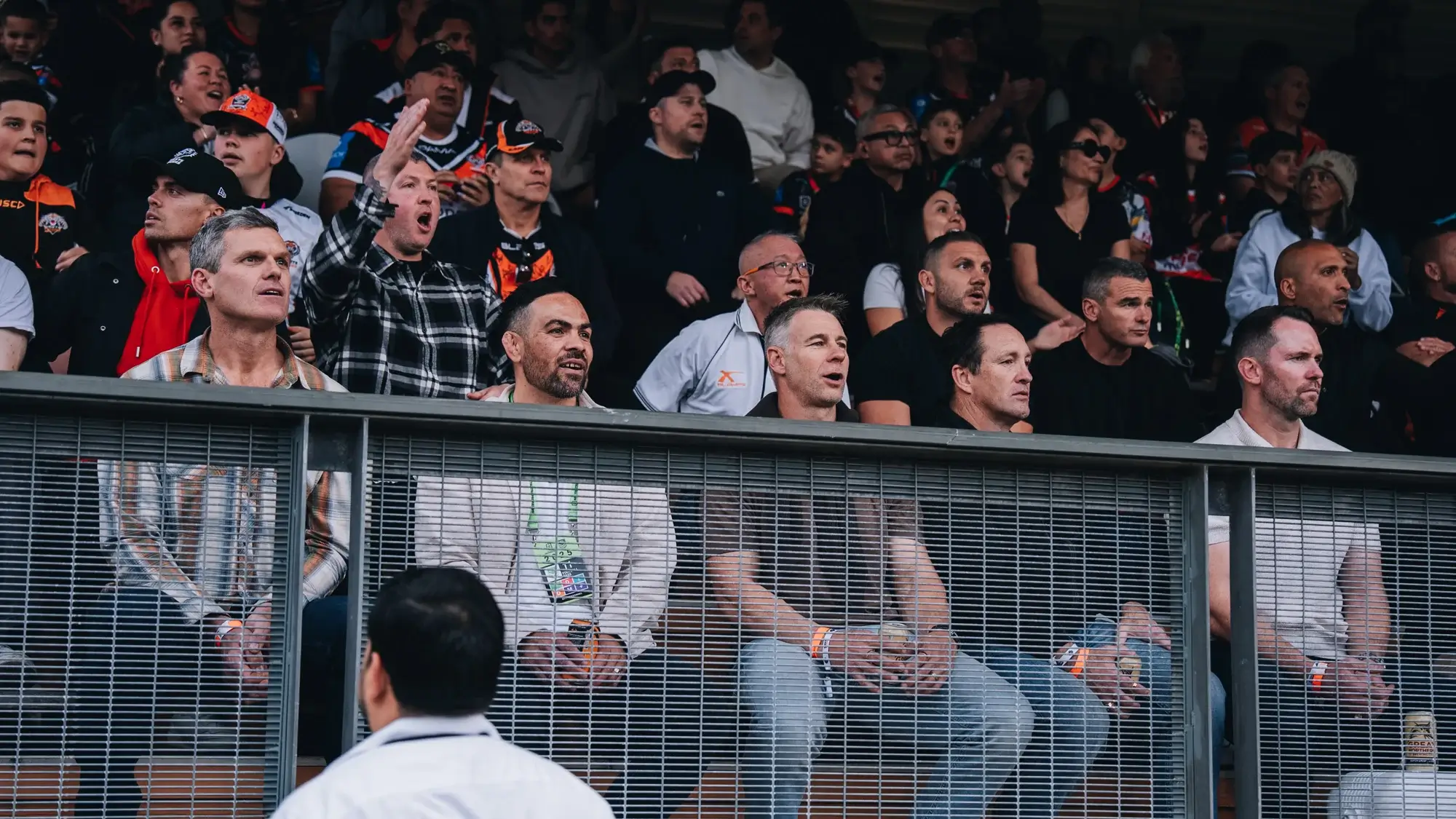 Keith Barnes Footy Feeds | Wests Tigers vs Cowboys - Image 2